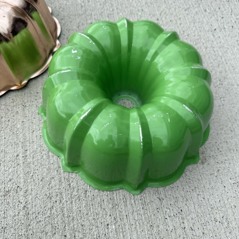 Vintage Copper & Green Bundt Jello Mold Cake Pans Set of 2 Baking Kitchen Decor